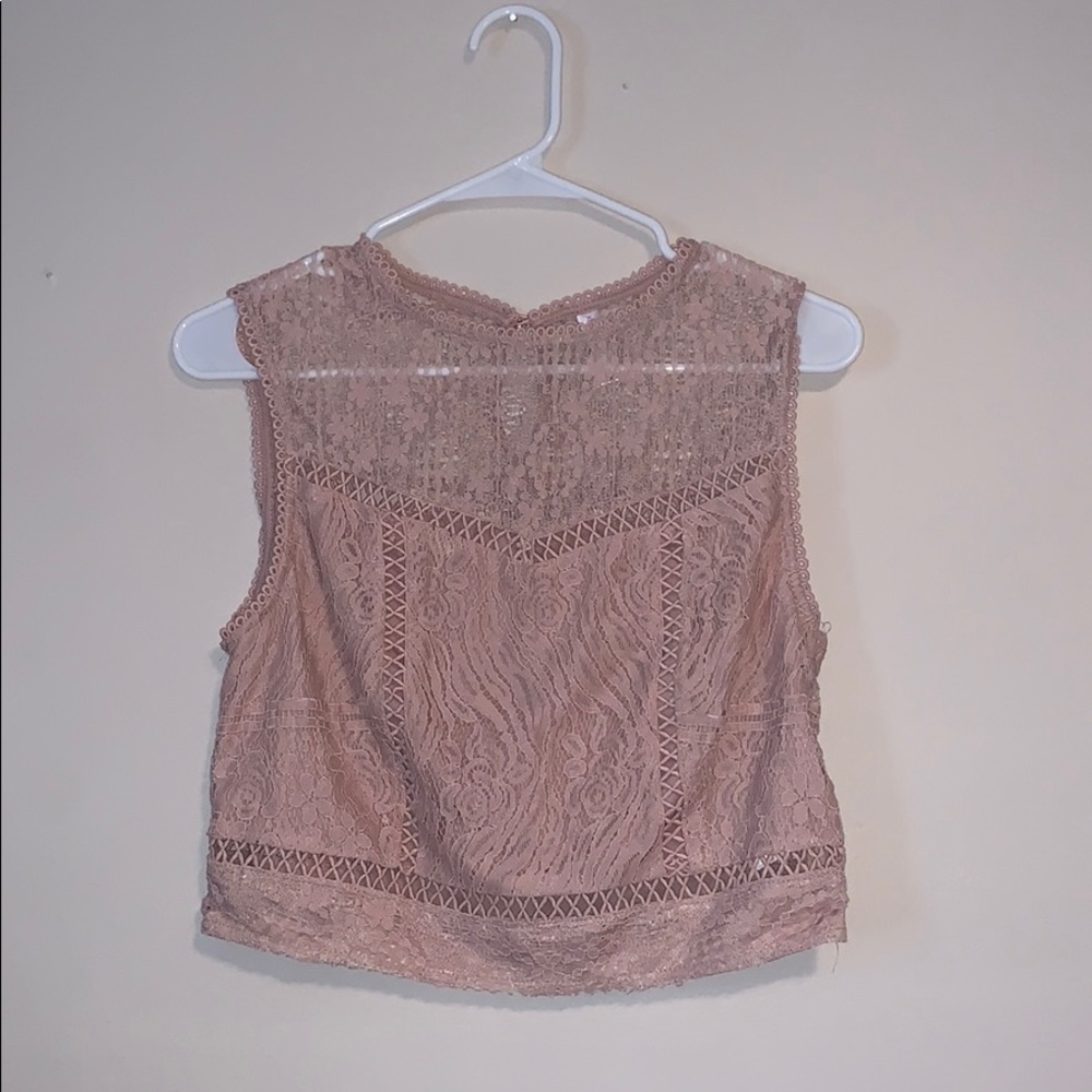 Lace crop top!
